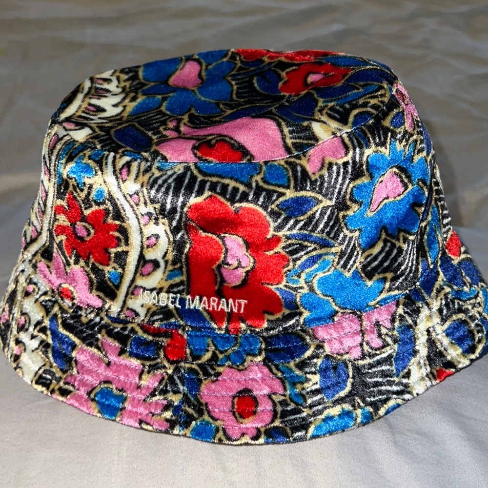Isabel Marant Velvet Paisley Print bucket hat. Size 57/Medium. New with tags.